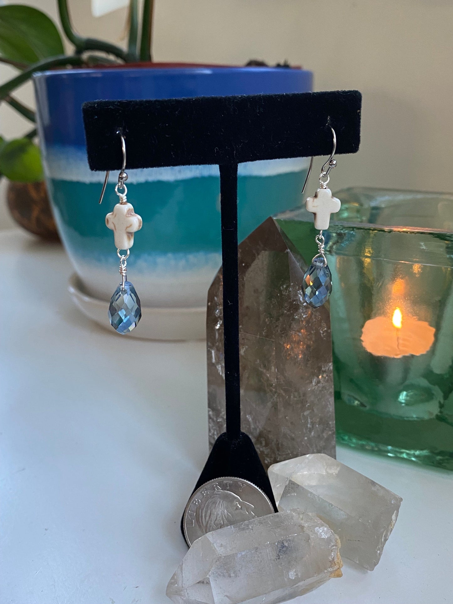 Cross bead with blue shimmer beads with stainless steel earwires AN23-ES00